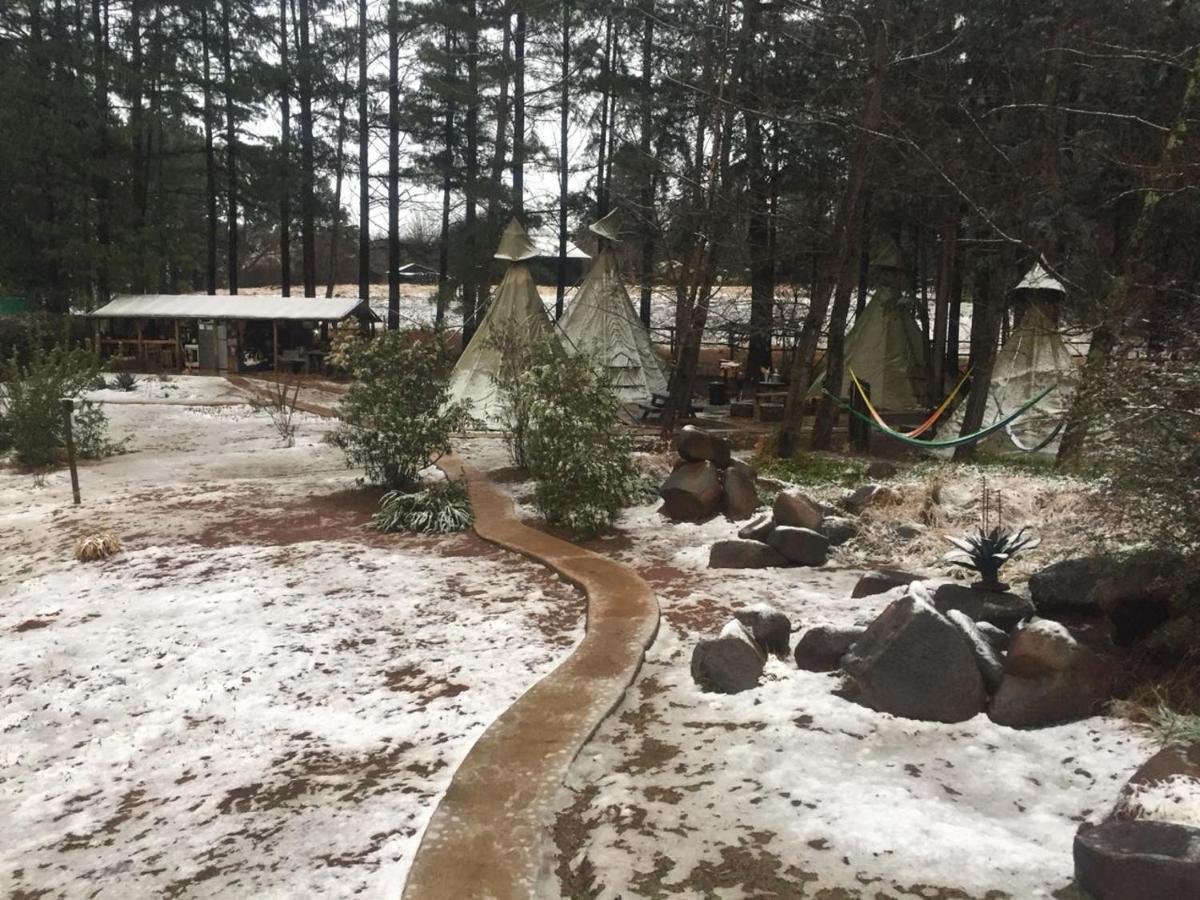 Nguni Moon Tepee Camp Ξενοδοχείο Underberg Εξωτερικό φωτογραφία