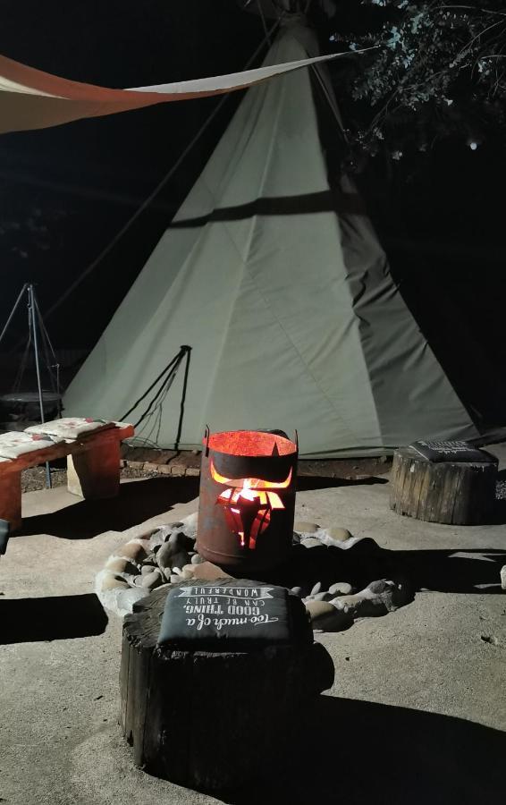 Nguni Moon Tepee Camp Ξενοδοχείο Underberg Εξωτερικό φωτογραφία